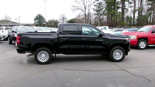 2023 Chevrolet Colorado WT