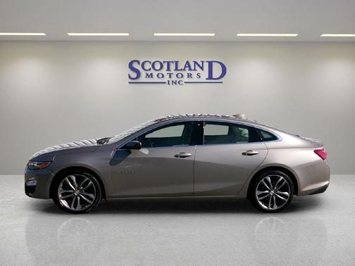 2022 Chevrolet Malibu FWD LT