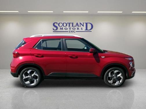 Ultimate Red 2025 Hyundai VENUE SEL