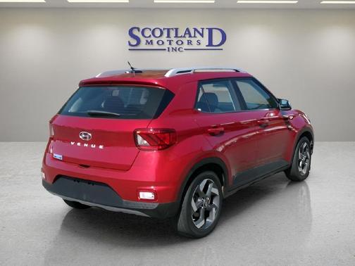Ultimate Red 2025 Hyundai VENUE SEL