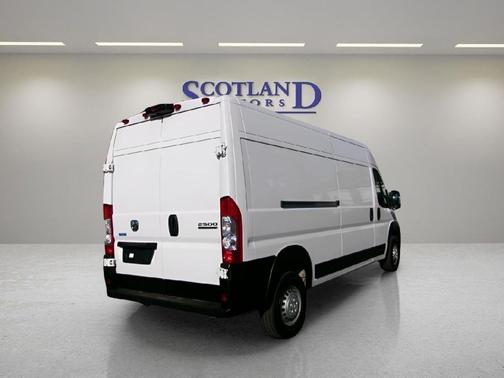 Bright White Clearcoat 2025 RAM ProMaster 2500 Tradesman