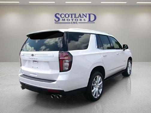 2023 Chevrolet Tahoe 4WD High Country
