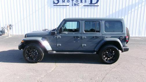 2025 Jeep Wrangler 4xe Sahara