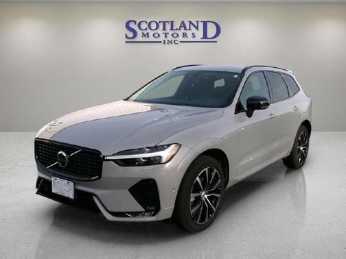 2025 Volvo XC60 B5 Plus