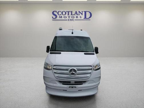 2022 Mercedes-Benz Sprinter 2500 Standard Roof