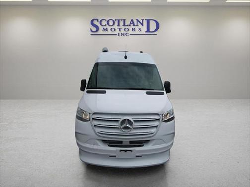 2022 Mercedes-Benz Sprinter 2500 Standard Roof