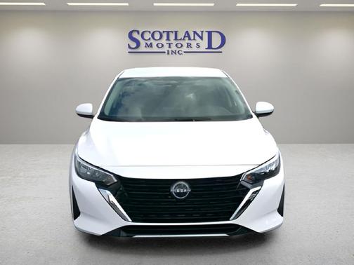 WHITE 2025 Nissan Sentra SV