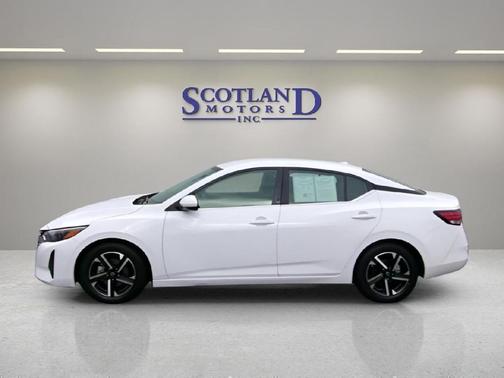 WHITE 2025 Nissan Sentra SV
