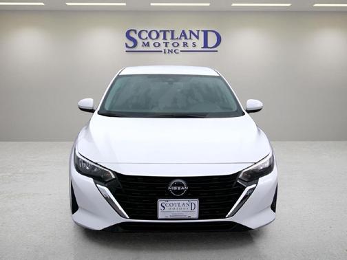 WHITE 2025 Nissan Sentra SV