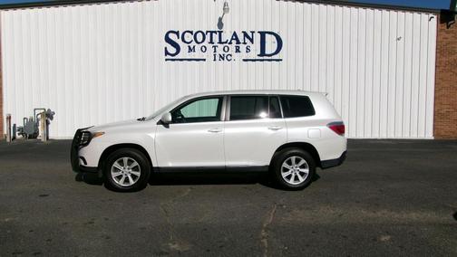 2012 Toyota Highlander SE