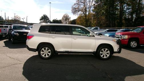 2012 Toyota Highlander SE