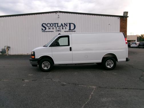 Summit White 2025 GMC Savana 2500 Work Van