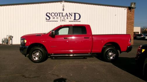 2024 RAM 2500 Big Horn Crew Cab 4x4 6'4' Box