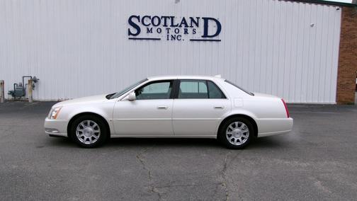 2009 Cadillac DTS 1SB