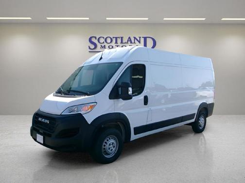 Bright White Clearcoat 2025 RAM ProMaster 2500 Tradesman