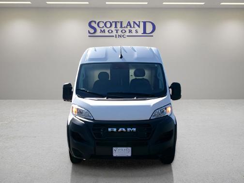 Bright White Clearcoat 2025 RAM ProMaster 2500 Tradesman