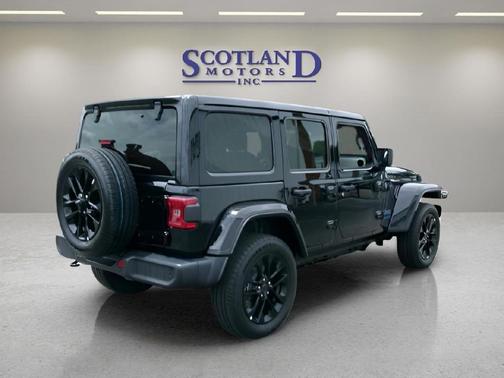 Black Clearcoat 2025 Jeep Wrangler 4xe Sahara