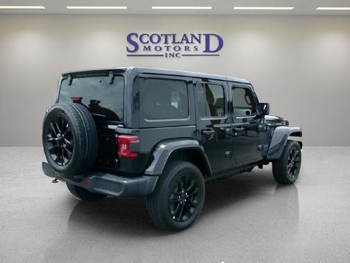Black Clearcoat 2025 Jeep Wrangler 4xe Sahara