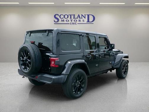 Black Clearcoat 2025 Jeep Wrangler 4xe Sahara