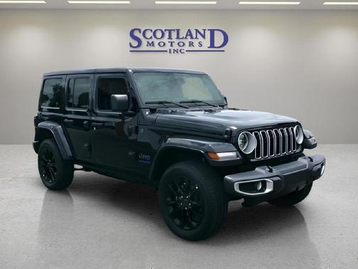 Black Clearcoat 2025 Jeep Wrangler 4xe Sahara