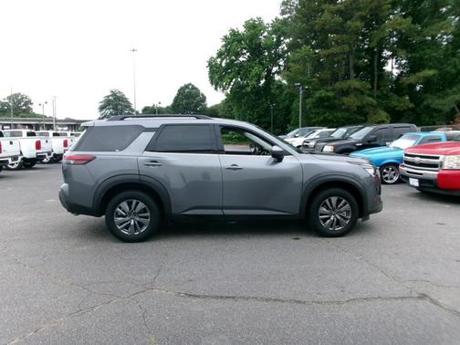 Gun Metallic 2025 Nissan Pathfinder SV 4WD