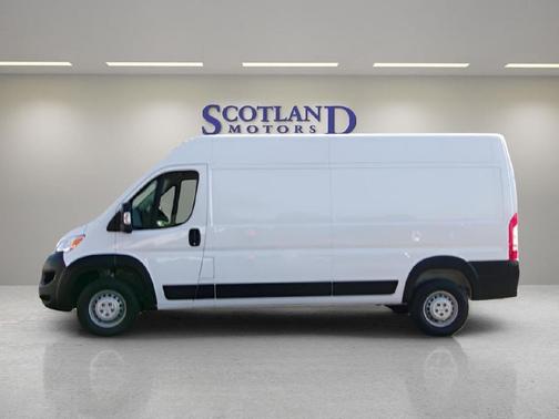 Bright White Clearcoat 2025 RAM ProMaster 2500 Tradesman