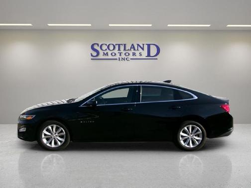 BLACK 2025 Chevrolet Malibu FWD 1LT