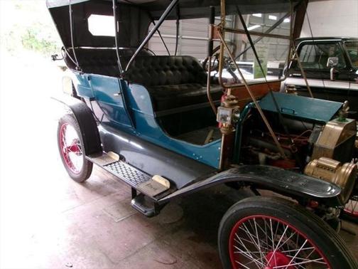1910 Ford Model T