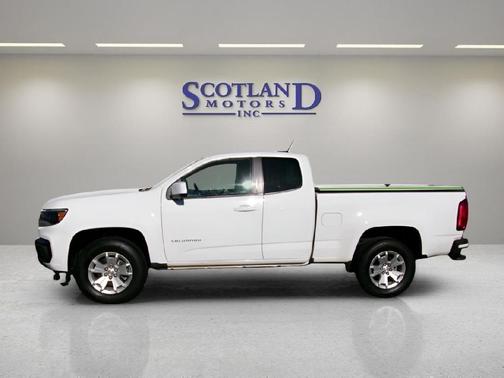 Summit White 2022 Chevrolet Colorado LT