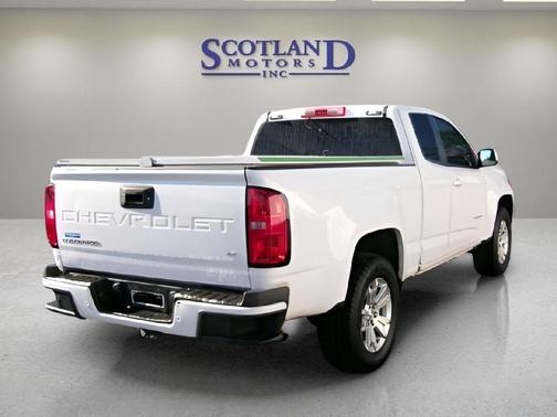 Summit White 2022 Chevrolet Colorado LT