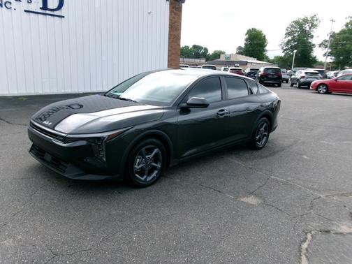 GRAY 2025 Kia K4 LXS