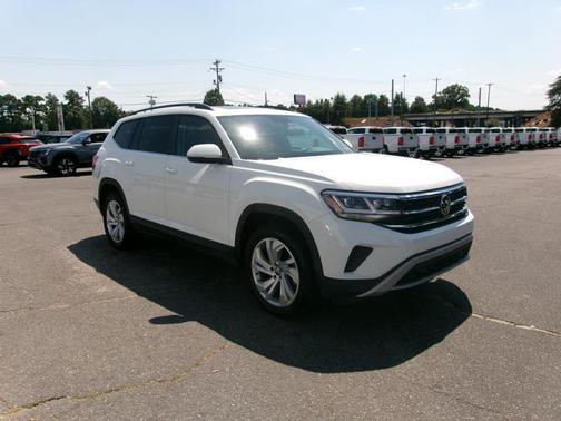 2021 Volkswagen Atlas SE w/Technology