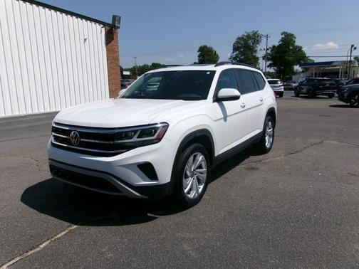 2021 Volkswagen Atlas SE w/Technology