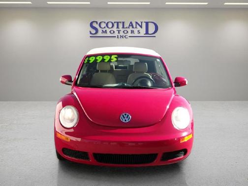 2008 Volkswagen New Beetle SE