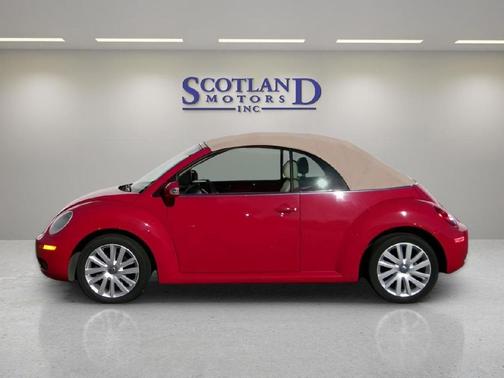 2008 Volkswagen New Beetle SE