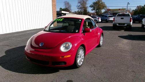 2008 Volkswagen New Beetle SE