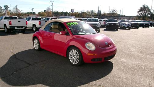 2008 Volkswagen New Beetle SE