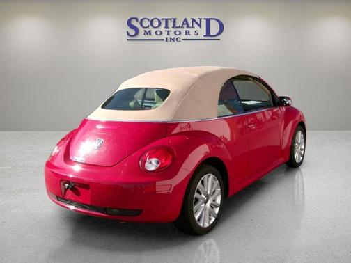 2008 Volkswagen New Beetle SE