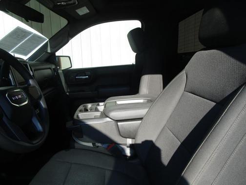 Photo 4 of 14 of 2022 GMC Sierra 1500 Limited Pro
