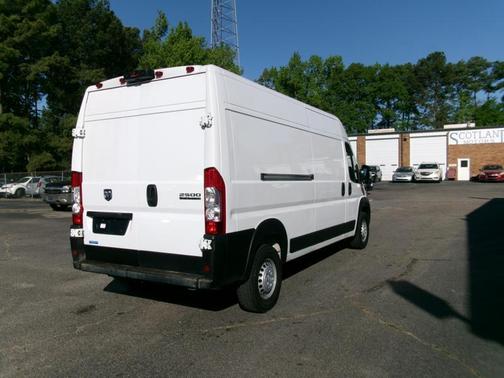 2025 RAM ProMaster 2500 Tradesman