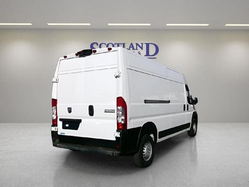 Bright White Clearcoat 2025 RAM ProMaster 2500 Tradesman