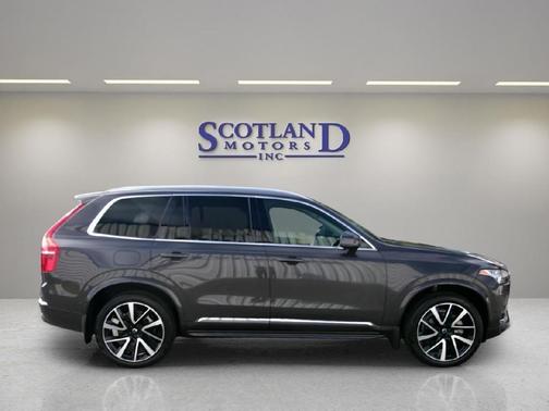 2024 Volvo XC90 B6 Plus Bright Theme 7-Seater