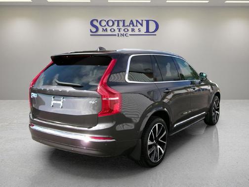 2024 Volvo XC90 B6 Plus Bright Theme 7-Seater