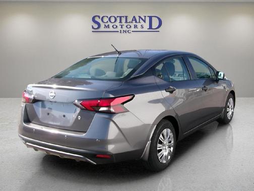 2024 Nissan Versa 1.6 S