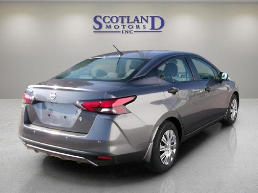 2024 Nissan Versa 1.6 S