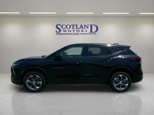 Black 2025 Chevrolet Blazer 2LT