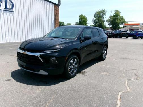 Black 2025 Chevrolet Blazer 2LT