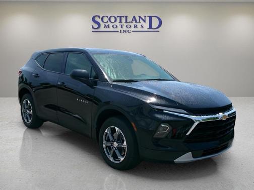 Black 2025 Chevrolet Blazer 2LT