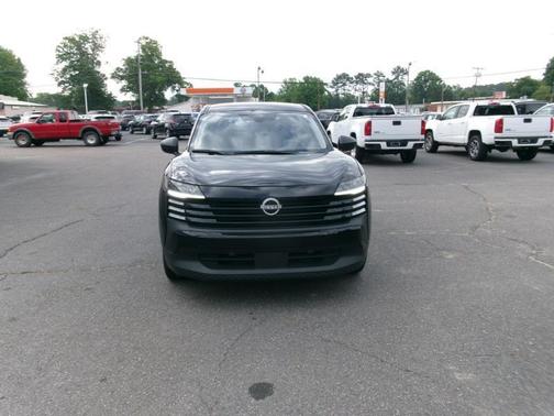 Super Black 2025 Nissan Kicks S