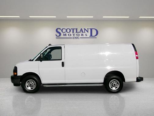 2023 GMC Savana 2500 Work Van